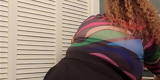 amateur,bathroom,bbw,real,redhead,secretary,skirt