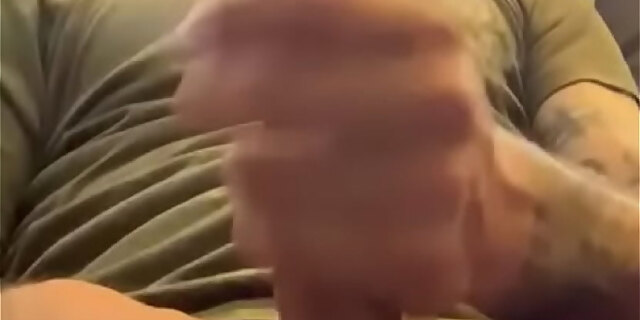 big cock,cumshot,masturbation,solo