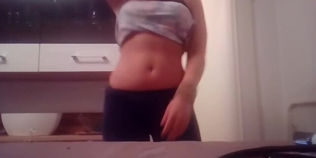 amateur,big tits,blonde,brunette,reality,solo