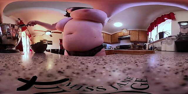 bbw,femdom,fetish,licking,nude,reality,tiny