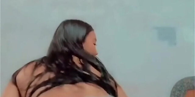 ass,ass worship,big ass,big tits,latina,shorts,tight,twerk
